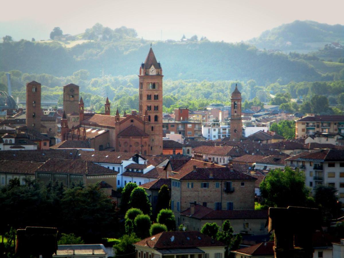 Palazzo Finati Alba (Piedmont) Exterior foto